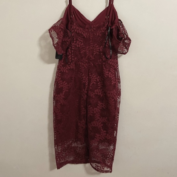 Guess - Picture 4 of 8